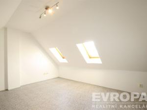 Prodej rodinného domu, Praha - Krč, Branická, 235 m2