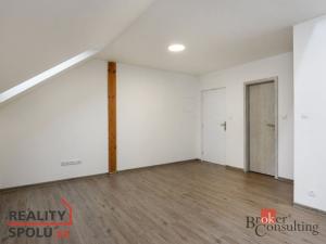 Pronájem bytu 2+kk, Chrást, Dlouhá, 39 m2