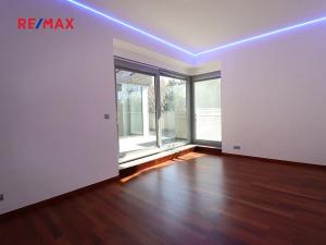 Prodej rodinného domu, Tuchoměřice, Ve Zběrušce, 429 m2