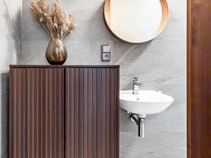 Prodej rodinného domu, Praha - Vokovice, Ke dvoru, 213 m2