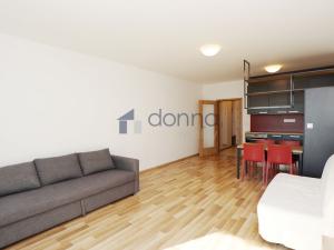 Pronájem bytu 1+kk, Praha - Strašnice, Zvěřinova, 38 m2