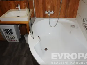 Prodej bytu 5+1, Děčín - Děčín II-Nové Město, Lužická, 145 m2