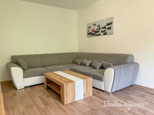 Pronájem bytu 3+1, Brno, Kuršova, 79 m2