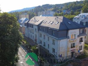 Prodej bytu 3+kk, Nejdek, sídliště 9. května, 56 m2