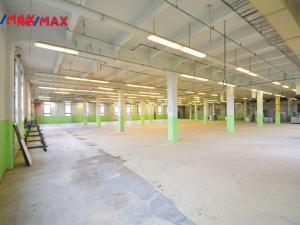 Pronájem skladu, Černožice, Sehnoutkova, 2756 m2