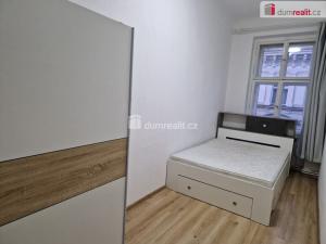 Pronájem bytu 3+1, Praha - Nové Město, Zlatnická, 70 m2
