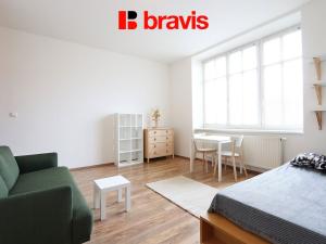 Pronájem bytu 1+kk, Brno, Kunzova, 35 m2