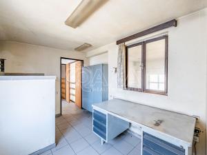 Prodej výrobních prostor, Bzová, 177 m2