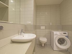 Pronájem bytu 3+1, Praha - Smíchov, Karla Engliše, 121 m2
