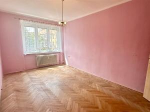 Prodej bytu 2+1, Cheb, Školní, 53 m2