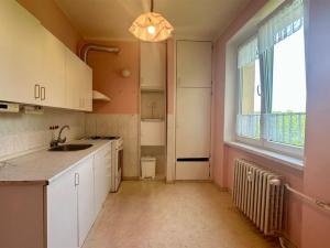 Prodej bytu 2+1, Cheb, Školní, 53 m2