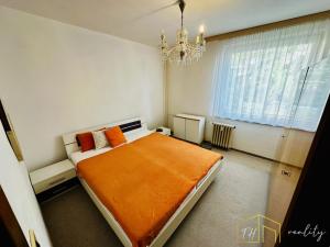 Prodej bytu 3+1, Teplice - Trnovany, Bohuslava Martinů, 68 m2