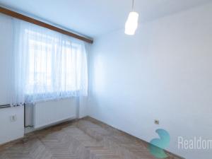 Prodej bytu 3+1, Bystřice, U Stadionu, 70 m2