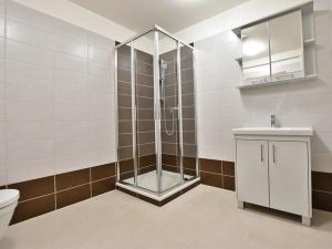 Pronájem bytu 2+kk, Rosice, Palackého nám., 68 m2