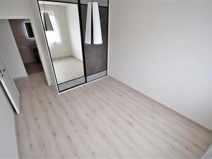 Pronájem bytu 3+kk, Praha - Kbely, Sedlářova, 77 m2