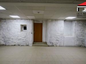 Pronájem skladu, Frýdek-Místek - Frýdek, Nádražní, 160 m2