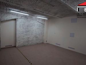 Pronájem skladu, Frýdek-Místek - Frýdek, Nádražní, 160 m2