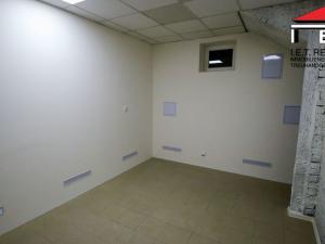 Pronájem skladu, Frýdek-Místek - Frýdek, Nádražní, 160 m2