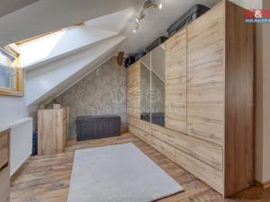 Prodej rodinného domu, Dolní Bělá, 300 m2