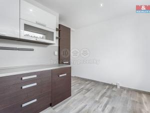 Prodej bytu 3+1, Stráž pod Ralskem, Máchova, 70 m2