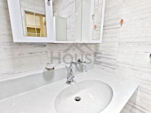 Prodej bytu 2+kk, Praha - Písnice, Na okruhu, 31 m2