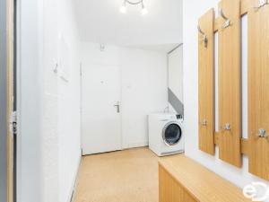 Prodej bytu 2+1, Chocerady - Komorní Hrádek, 50 m2
