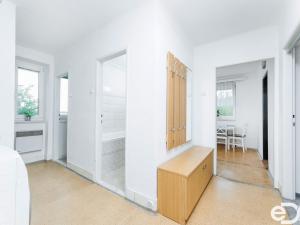 Prodej bytu 2+1, Chocerady - Komorní Hrádek, 50 m2