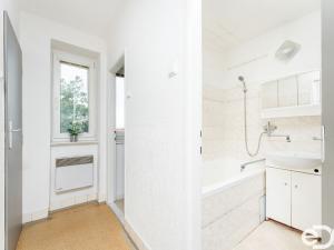 Prodej bytu 2+1, Chocerady - Komorní Hrádek, 50 m2