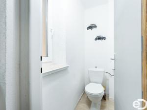 Prodej bytu 2+1, Chocerady - Komorní Hrádek, 50 m2