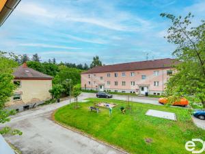 Prodej bytu 2+1, Chocerady - Komorní Hrádek, 50 m2
