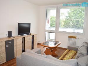 Pronájem bytu 2+kk, Kralupy nad Vltavou, sídl. V Zátiší, 40 m2