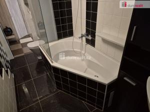 Prodej bytu 2+1, Kaplice, Na Vyhlídce, 60 m2