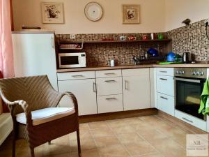 Prodej bytu 2+kk, Karlovy Vary, Jateční, 73 m2