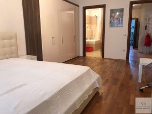 Prodej bytu 2+kk, Karlovy Vary, Jateční, 74 m2