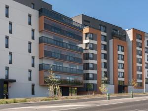 Prodej bytu 1+kk, Praha - Háje, Sochorcova, 32 m2