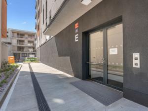 Prodej bytu 1+kk, Praha - Háje, Sochorcova, 32 m2