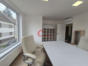 Pronájem kanceláře, Hodonín, Kolískova, 34 m2