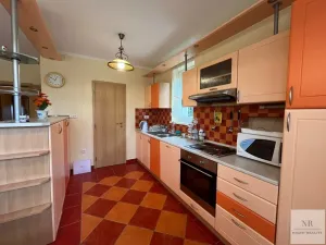 Prodej rodinného domu, Kolová, 164 m2