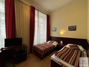 Prodej ubytování, Karlovy Vary, Západní, 2600 m2
