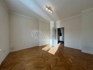 Prodej bytu 2+kk, Praha - Košíře, Holečkova, 49 m2