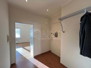 Prodej bytu 2+kk, Praha - Košíře, Holečkova, 49 m2