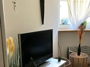 Pronájem bytu 2+kk, Karlovy Vary, Vřídelní, 43 m2