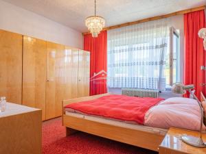 Prodej rodinného domu, Kostelec, 330 m2