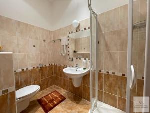Prodej bytu 4+1, Karlovy Vary, Krále Jiřího, 130 m2