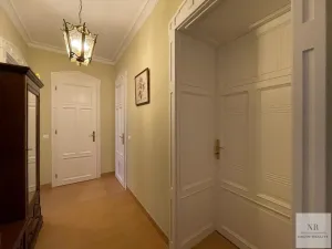 Prodej bytu 3+1, Karlovy Vary, Krále Jiřího, 109 m2