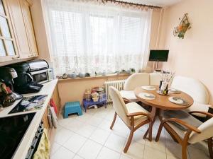 Prodej bytu 3+1, Praha - Modřany, Levského, 79 m2