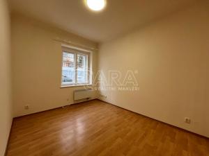 Prodej bytu 2+kk, Praha - Košíře, Holečkova, 39 m2