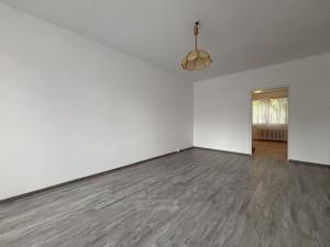 Pronájem bytu 2+1, Třeboň - Třeboň II, Vrchlického, 56 m2