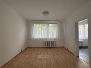Pronájem bytu 2+1, Třeboň - Třeboň II, Vrchlického, 56 m2
