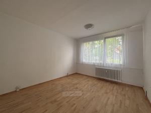 Pronájem bytu 2+1, Třeboň - Třeboň II, Vrchlického, 56 m2